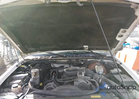 2001 Chevrolet Blazer Lt из США, поврежденный, VIN 1GNDT13W712215063